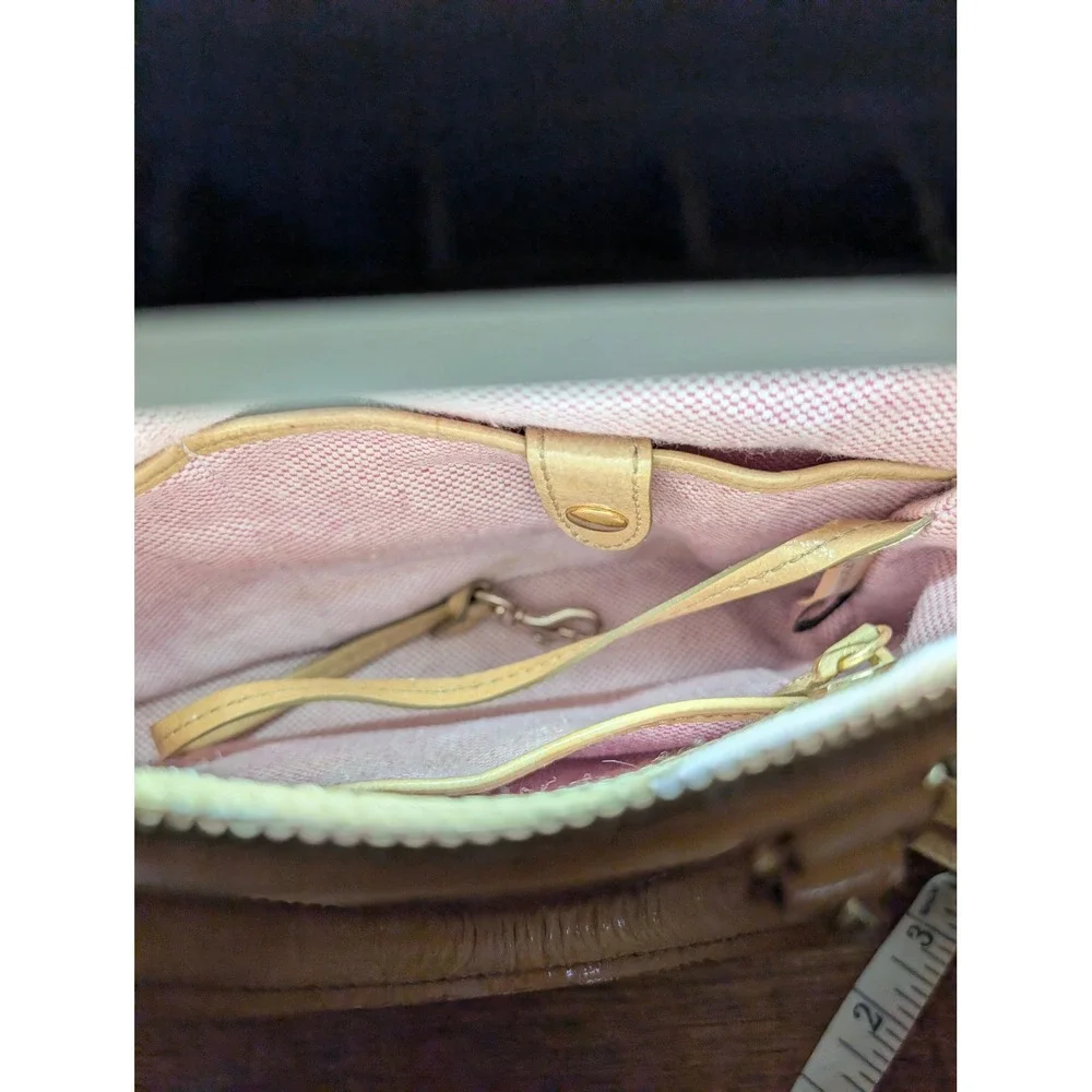 Dooney & Bourke Satchel Women Small Tan Good Patent Leather Duck Logo Crossbody